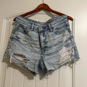 American Eagle Mom Short - Size 10